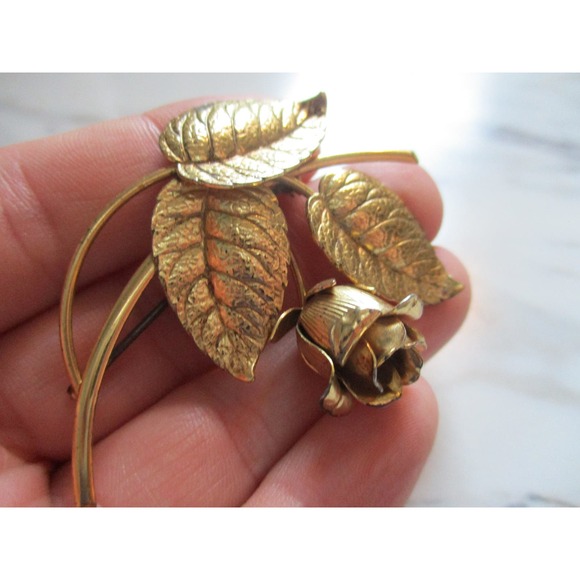 Vintage Forstner Sterling Silver Gold Vermeil Drooping Rose Brooch - Picture 2 of 6